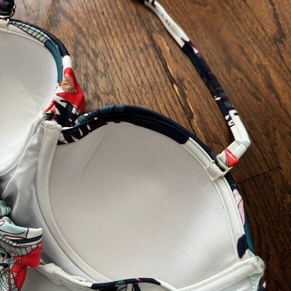 NEW Floral Swim - Picture 5 of 6